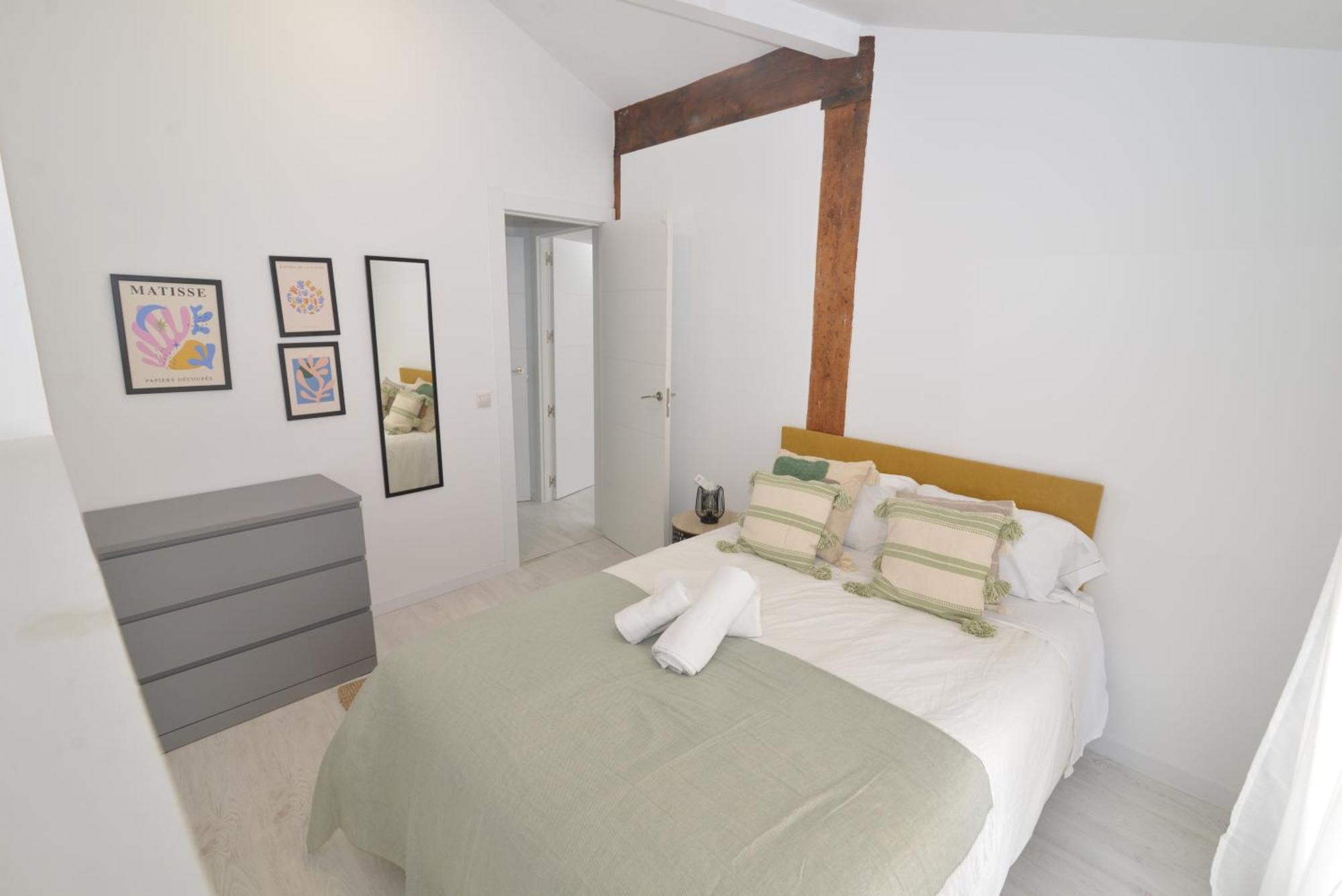El Apartamento De San Cisneros By Just-Room Santander Exterior foto
